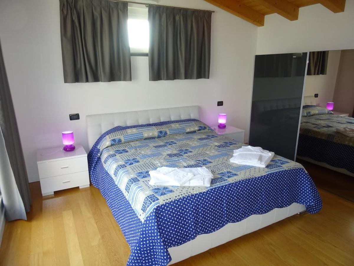 Villa Ocra Линяно Сабиадоро Екстериор снимка